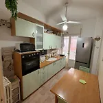 דירה Sunny Side בארי